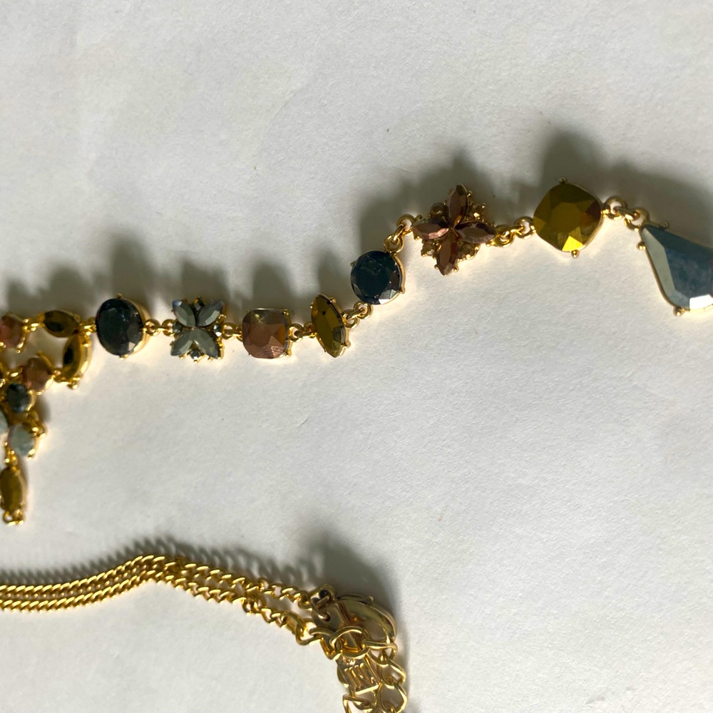 Three tone iridescent Y necklace